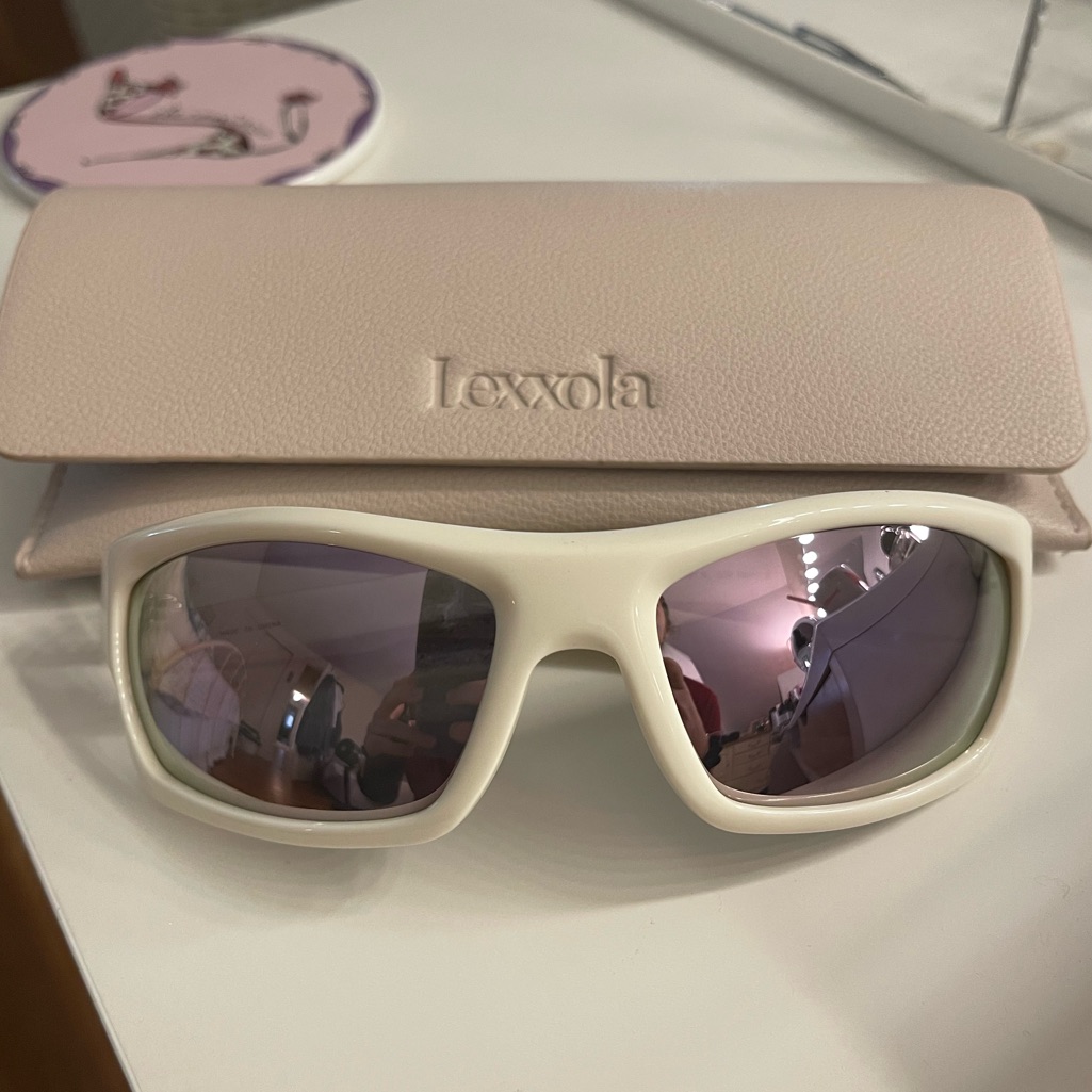 Lexxola White Mirror Sunglasses